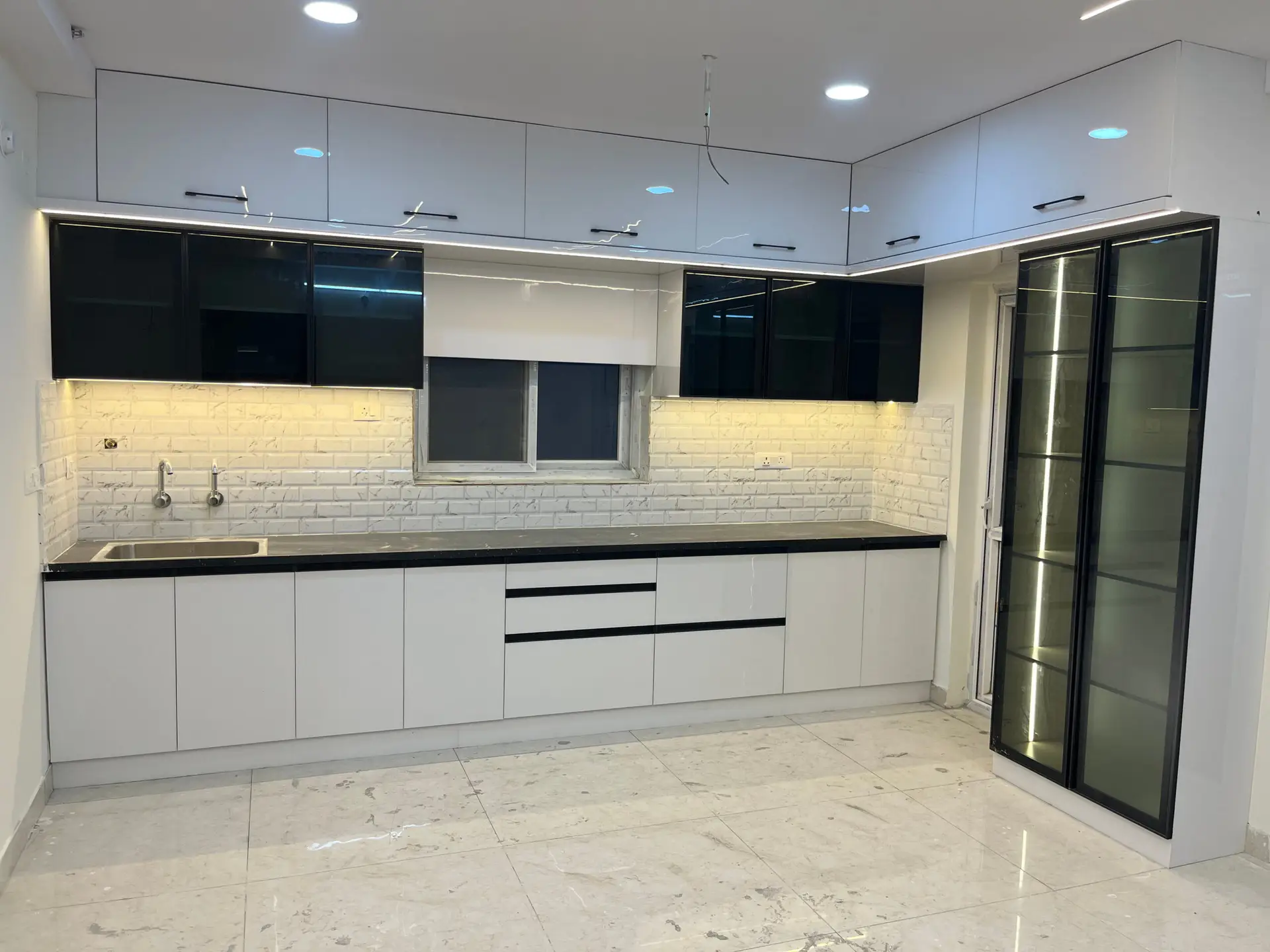 Straight Kitchen